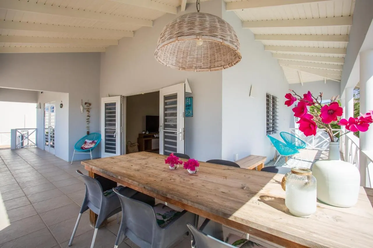 Beautiful & Spacious Villa With View In Jan Thiel